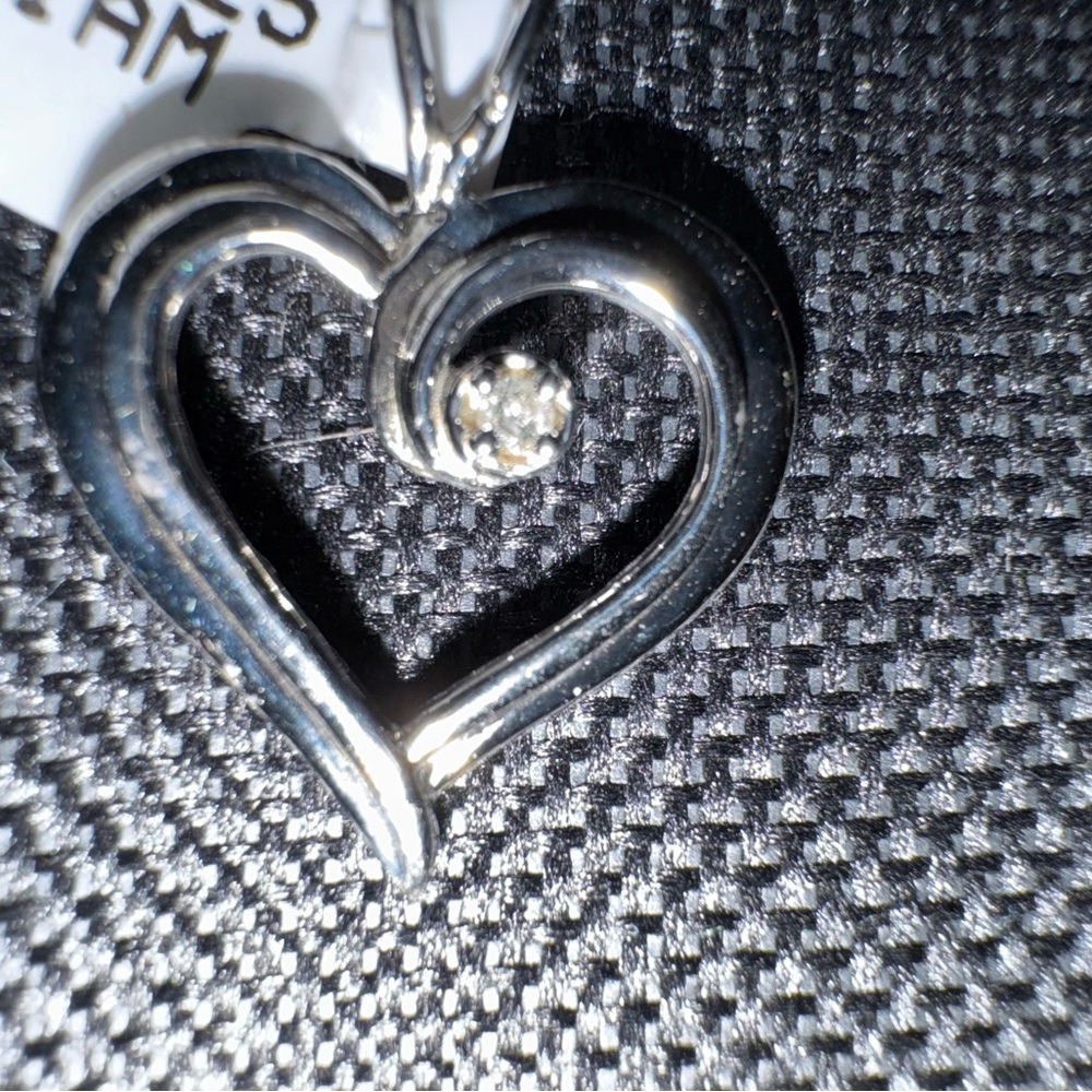 10K White Gold Heart Pendant with Single Diamond Accent - Picture 4 of 7